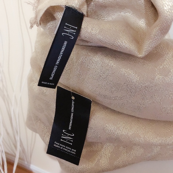 INC Brocade Jacquard Wrap With Tag - Picture 5 of 6